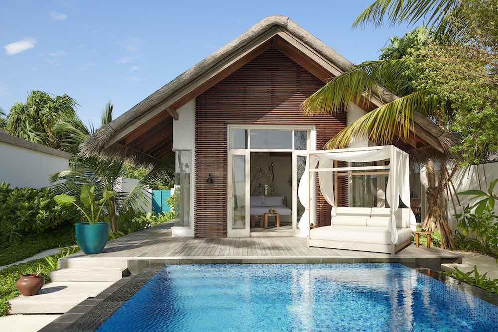 Sunset Deluxe Beach Villa with Pool at Sirru Fen Fushi Private Lagoon Resort thumbnail 3